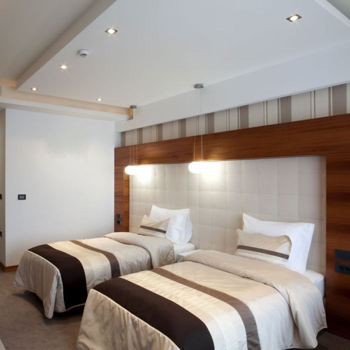 Aro cuadrado LED V-TAC - Empotrable - GU10 - IP20 - Cromo-extra-2.webp