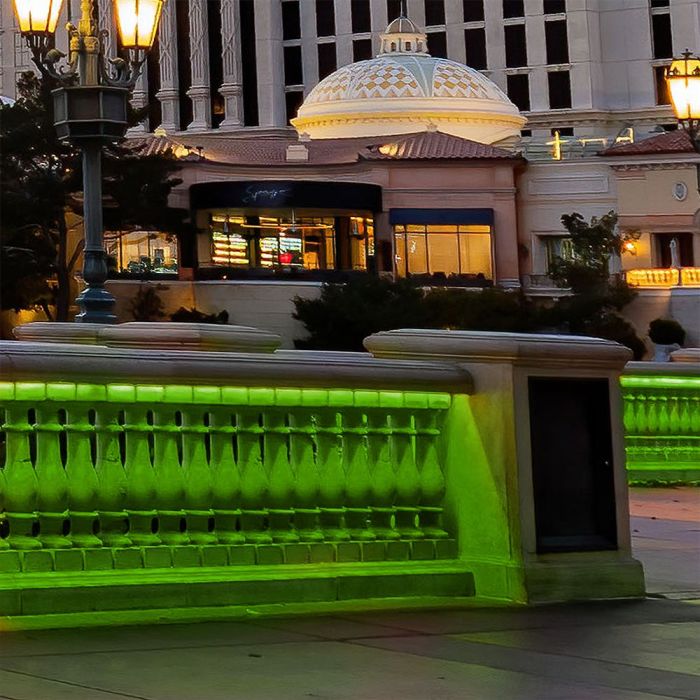 Tira de luz LED V-TAC - 220V - IP65 Impermeable - Código de color: Verde - Rollo de 50m-extra-2.webp