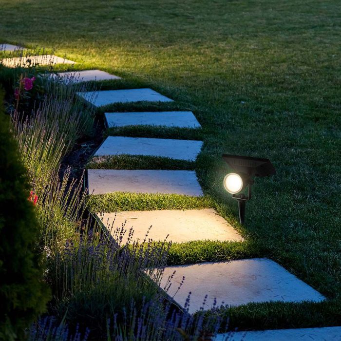 V-TAC Solar Spike Lights - IP65 Impermeable - Negro - 2W - 40 Lumens - 3000K - Pack de 4-extra-2.webp