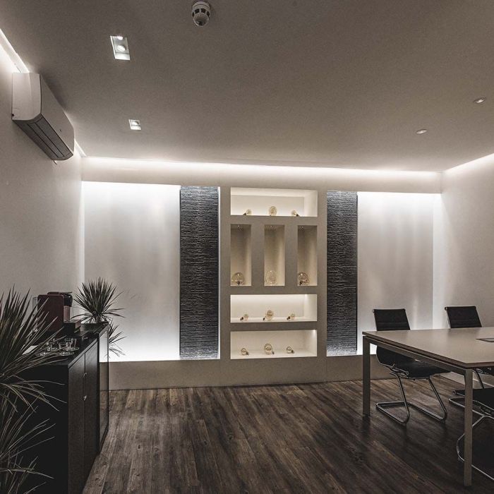 Tira de luz LED V-TAC - IP65 Impermeable - 4.8W- 4000K - Precio/1m (5m Rollo)-extra-2.webp