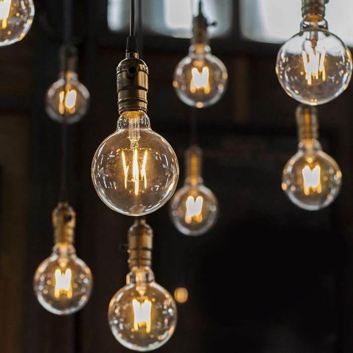 Bombilla LED V-TAC - G125 Globo - Soporte E27 - IP20 - Transparente - 6W- 806 Lumens - 6400K-extra-1.webp