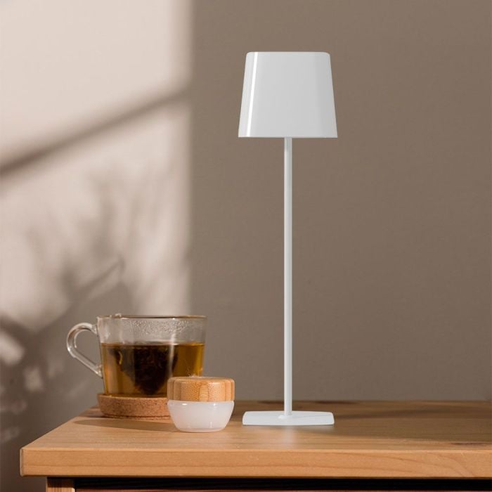 V-TAC Lámpara Solar Magnética de Mesa - IP65 Impermeable - Blanca - 5W- 400 Lumens - 3IN1